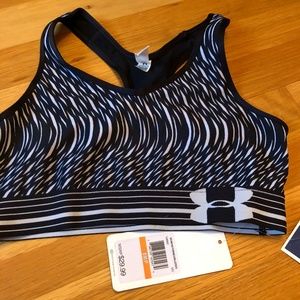 UNDER ARMOUR NWT SPORTS BRA WOMEN SMALL
